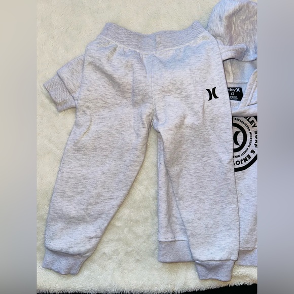 Hurley Set - Picture 4 of 4